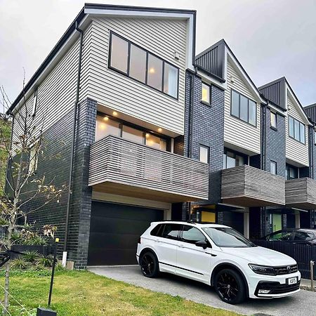 Whitby Townhouse Villa Porirua Eksteriør billede